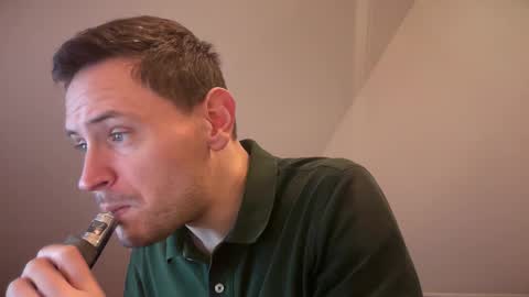 Snapshot of fraisetagada359 chatting on 02.10.26 fraisetagada359 online show from 02.10.26