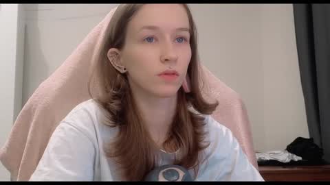 fran_bow online show from 02.01.25