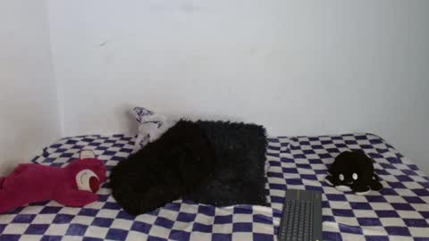 Snapshot of frances_ka chatting on 10.11.25 francesca  online show from 10.11.25