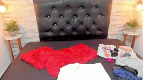 Snapshot of francesca_bbw chatting on 05.12.26 online show from 05.12.26