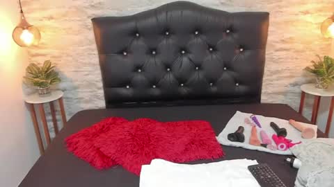 Snapshot of francesca_bbw chatting on 07.22.26 online show from 07.22.26