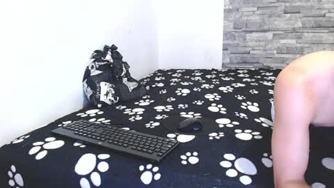  FRANCESCO   online show from 02.21.25