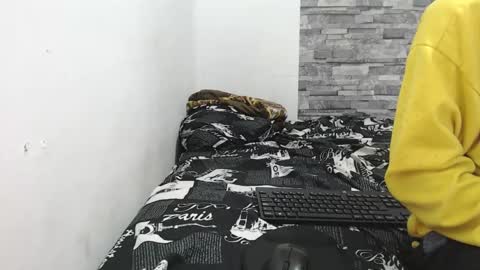 Snapshot of francesco_spank chatting on 03.04.25 FRANCESCO online show from 03.04.25