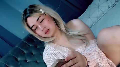 LOVE online show from 05.04.26