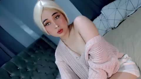 Snapshot of franchesca_fucks chatting on 07.27.26 LOVE online show from 07.27.26