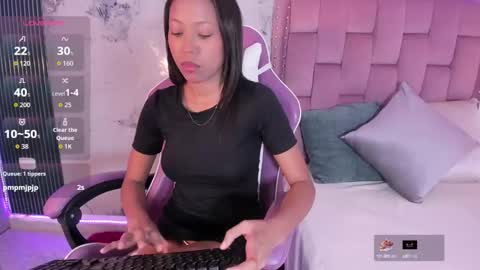 Laura online show from 09.16.25