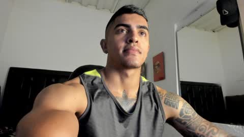 Snapshot of franco_ruiz_ chatting on 01.20.25 franco online show from 01.20.25