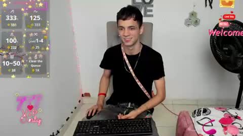 Snapshot of franco_taylor chatting on 06.25.26 Franco taylor online show from 06.25.26