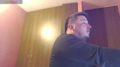 Snapshot of francoisroy chatting on 02.21.26 Juan online show from 02.21.26