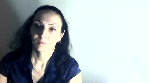 frankieteasing online show from 01.03.25