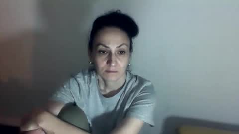 frankieteasing online show from 02.04.26