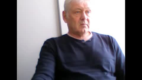 frannkboy61 online show from 04.23.26