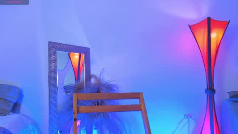 Fransheska online show from 04.25.26