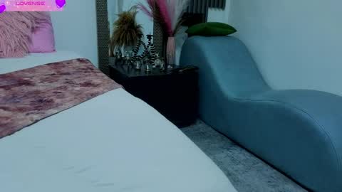 Snapshot of fransheskarossi_ chatting on 05.27.26 Fransheska online show from 05.27.26