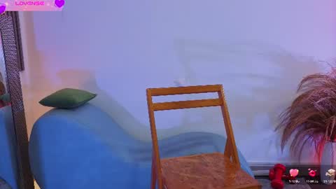 Snapshot of fransheskarossi_ chatting on 06.12.26 Fransheska online show from 06.12.26