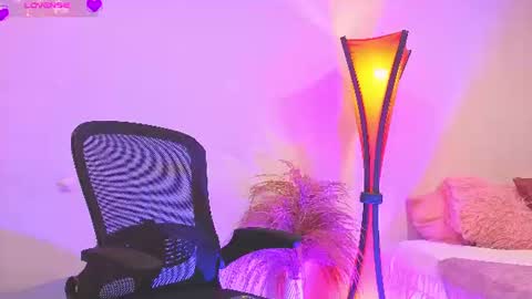 Snapshot of fransheskarossi_ chatting on 06.16.26 Fransheska online show from 06.16.26