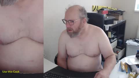 Snapshot of fransje_ chatting on 11.12.25 Fransje online show from 11.12.25