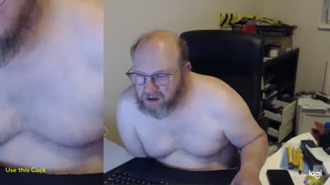 Snapshot of fransje_ chatting on 11.17.25 Fransje online show from 11.17.25