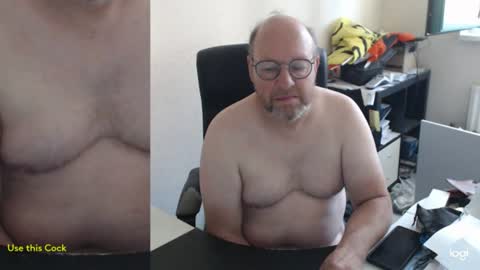 Snapshot of fransje_ chatting on 07.19.26 Fransje online show from 07.19.26