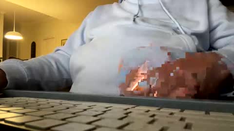 Snapshot of franzmontyhe chatting on 10.07.25 franzmontyhe online show from 10.07.25