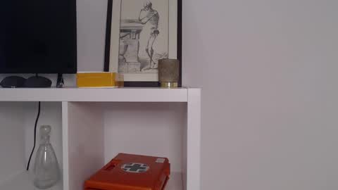 Snapshot of frasalv chatting on 12.17.25 francescosal online show from 12.17.25