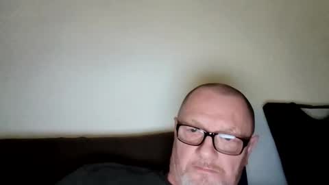 Wolfi online show from 02.26.26