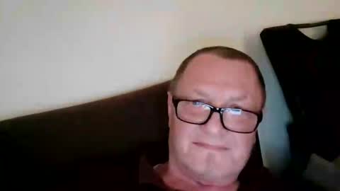 Wolfi online show from 03.25.26