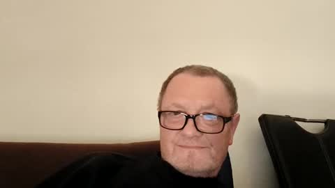 Wolfi online show from 04.03.26