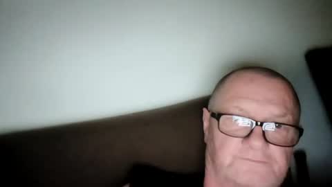 Snapshot of frauenfeind1 chatting on 06.28.26 Wolfi online show from 06.28.26