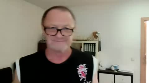 Snapshot of frauenfeind1 chatting on 07.31.26 Wolfi online show from 07.31.26