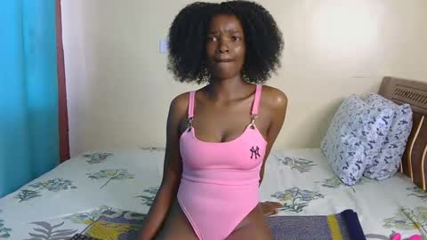 Nessa-Independent model online show from 12.31.24