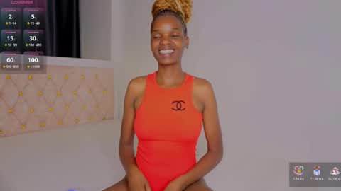 Nessa-Independent model online show from 11.19.25