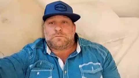 Snapshot of freakpopsickle69 chatting on 09.14.25 poundyouout1969 online show from 09.14.25