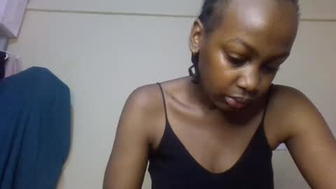 Snapshot of freaky_beauty chatting on 07.14.26 freaky_beauty online show from 07.14.26