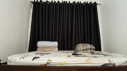 Snapshot of freaky_bunnies chatting on 02.07.26 freaky_bunnies online show from 02.07.26