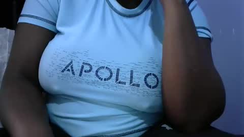 Snapshot of freaky_hearts chatting on 03.12.26 ellina online show from 03.12.26