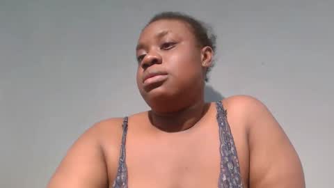 Snapshot of freaky_slut5 chatting on 11.04.25 freaky slut5 online show from 11.04.25