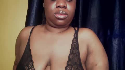 Snapshot of freaky_slut5 chatting on 05.23.26 freaky slut5 online show from 05.23.26
