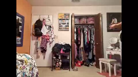 Snapshot of freakybriz chatting on 09.28.25 freakybriz online show from 09.28.25