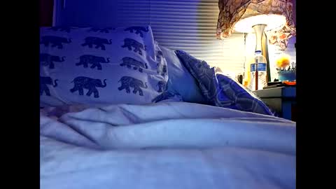 Snapshot of freakybriz chatting on 01.06.26 freakybriz online show from 01.06.26