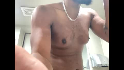 Snapshot of freakybubba chatting on 01.21.25 Freakybubba online show from 01.21.25