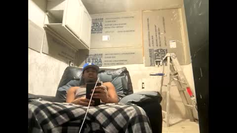 Snapshot of freakybubba chatting on 12.18.25 Freakybubba online show from 12.18.25