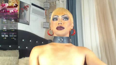 FREAKY ZIZI online show from 04.25.26