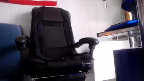 Snapshot of fred1051 chatting on 01.07.26 yo online show from 01.07.26