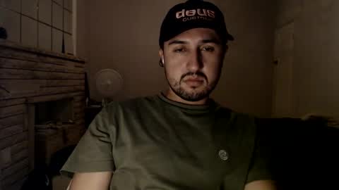 Snapshot of fred_555 chatting on 03.03.25 fred_555 online show from 03.03.25