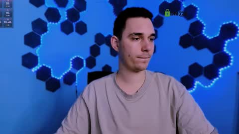 Snapshot of fred_strong chatting on 12.15.25 Freddy online show from 12.15.25