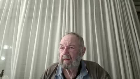 Snapshot of fredaldavid chatting on 02.11.26 David Fredal online show from 02.11.26