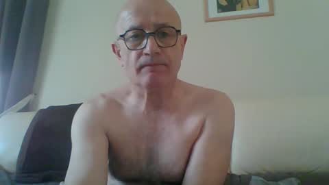 frederic8014 online show from 03.12.25