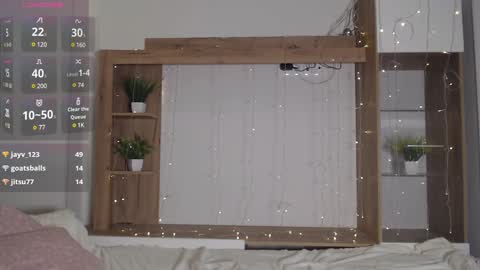 frederica_ online show from 01.05.25