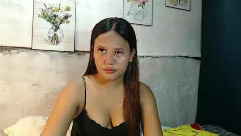 Yesia online show from 09.26.25